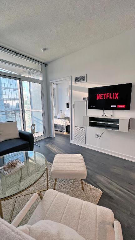 Cozy Condo In Downtown Toronto + Free Parking Exterior foto