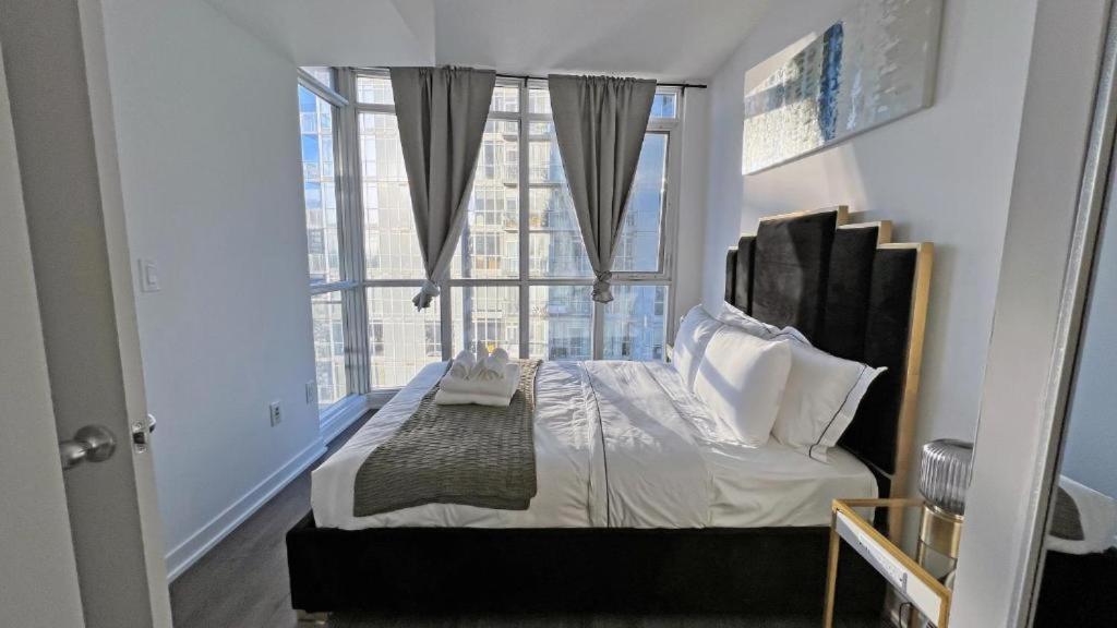 Cozy Condo In Downtown Toronto + Free Parking Exterior foto
